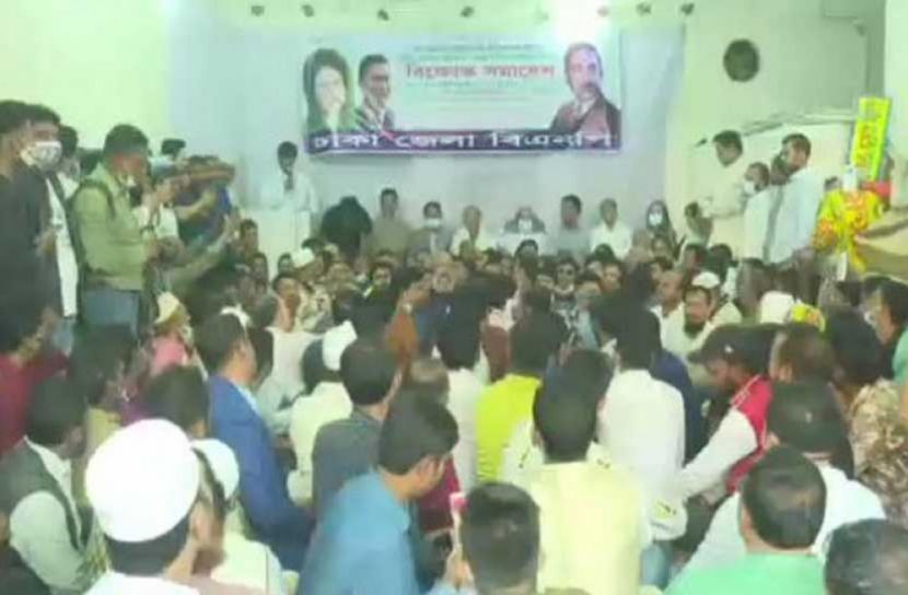 জিয়ার খেতাব প্রত্যাহারের প্রস্তাবের প্রতিবাদে বিএনপির বিক্ষোভ