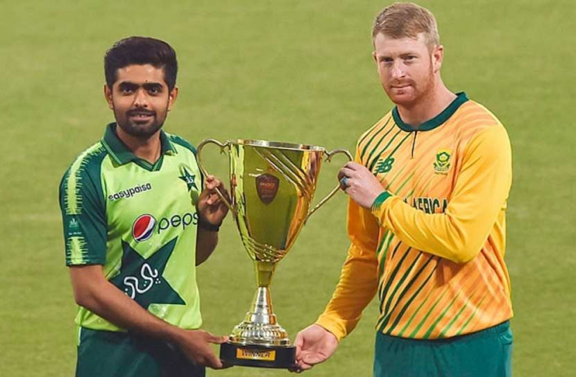 বিশ্বের প্রথম দল হিসেবে পাকিস্তানের রেকর্ড