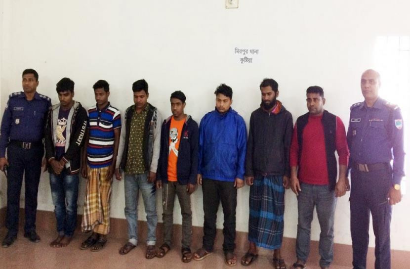 ছিনতাইকারী দলের মূলহোতাসহ আটক ৭
