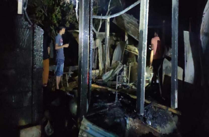 কুমিল্লায় অগ্নিকাণ্ডে মা-মেয়ে নিহত