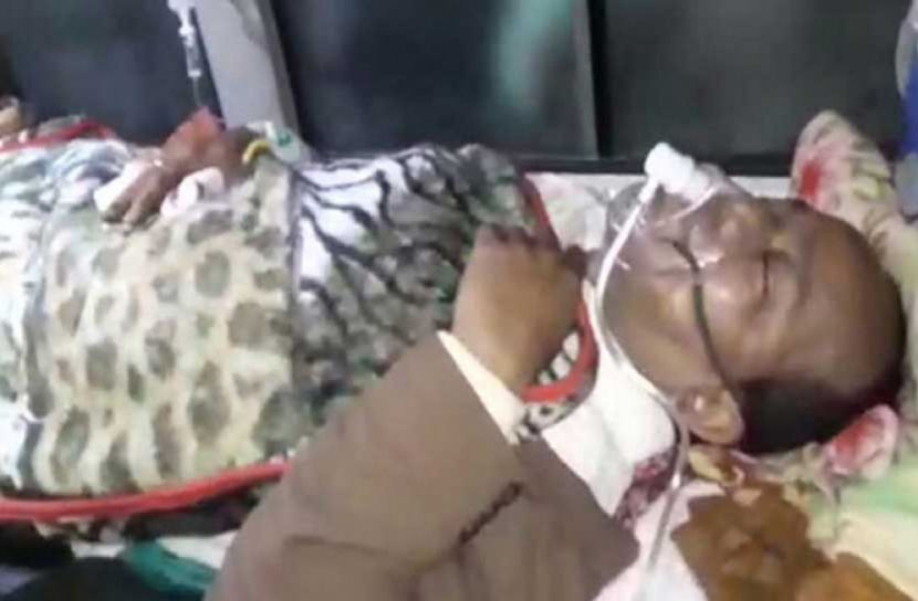 পশ্চিমবঙ্গে বোমা হামলা, মন্ত্রীসহ আহত ১৪