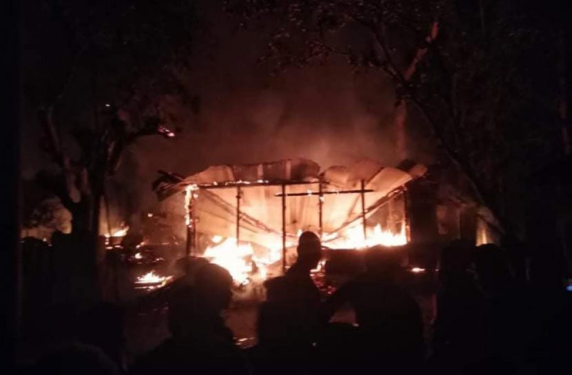 দাগনভূঞায় ৪টি বসতঘর পুড়ে ছাই