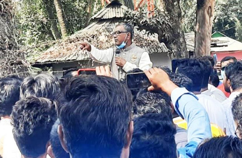 ‘শনিবার লাঠিসোটা নিয়ে থানার সামনে অবস্থান নিবেন’