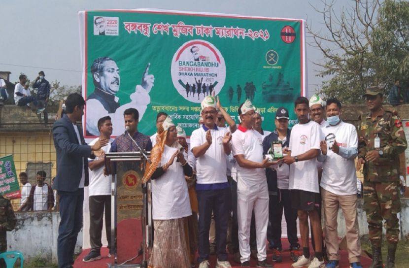 চাঁপাইনবাবগঞ্জে বঙ্গবন্ধু শেখ মুজিব ঢাকা ম্যারাথন