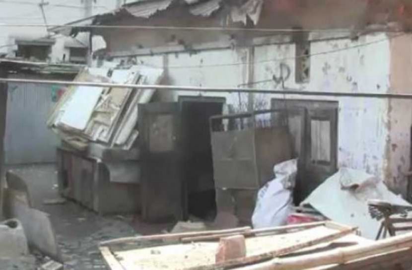 অযত্ন-অবহেলায় ভাষা সৈনিক শহীদ ধীরেন্দ্রনাথ দত্তের বাড়ি