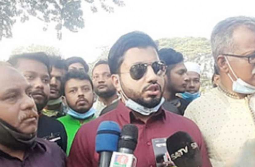 ‘দেশের পলিসি নিয়ন্ত্রণ করে মহল্লার সন্ত্রাসীরা’