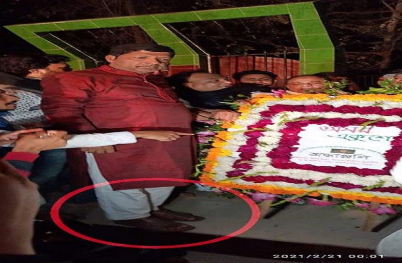 জুতা পায়ে শহীদ মিনারে পৌর মেয়র পদে মনোনয়ন প্রত্যাশী ও যুবলীগ নেতা