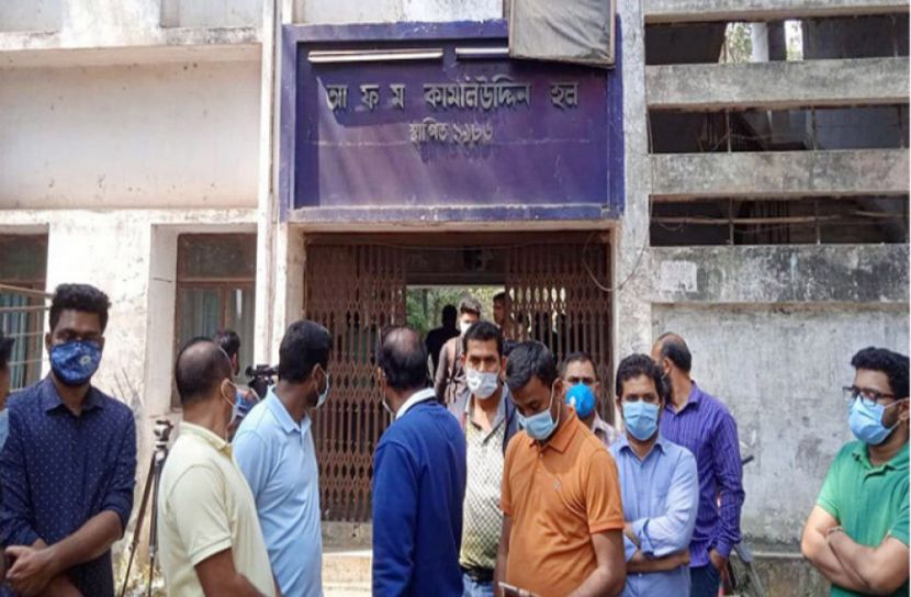 জাবি প্রশাসনের নির্দেশনা শিক্ষার্থীদের প্রত্যাখ্যান 