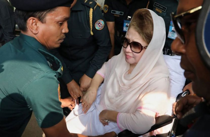 খালেদার বিদেশে সুচিকিৎসায় নিষেধাজ্ঞা প্রত্যাহারের দাবি