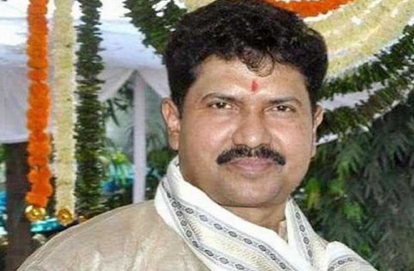 মুম্বাইয়ে এমপির আত্মহত্যা