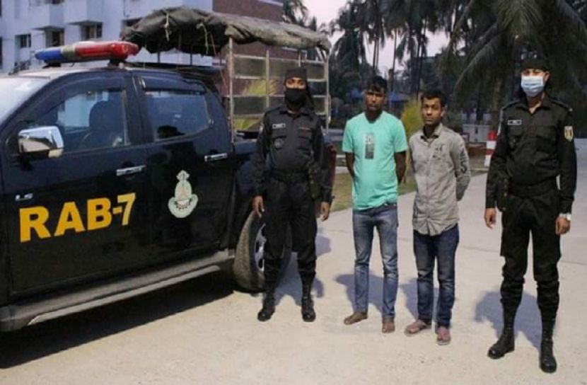 আনোয়ারায় ১৯ হাজার পিস ইয়াবাসহ আটক ২