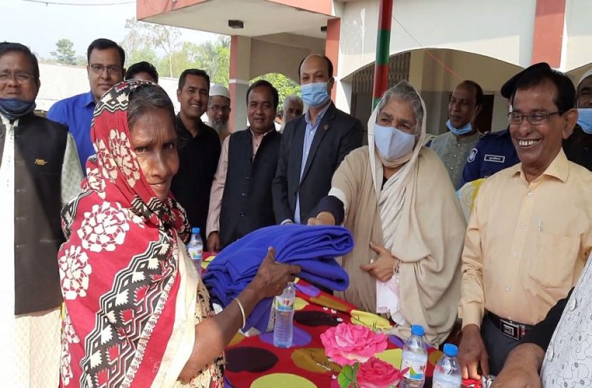 প্রধানমন্ত্রী মাস্ক পড়ে, আপনারাও মাস্ক পড়ুন : মতিয়া চৌধুরী