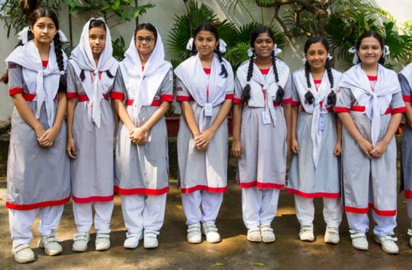 শিক্ষা প্রতিষ্ঠান খোলার পক্ষে ৬০ শতাংশ মানুষ