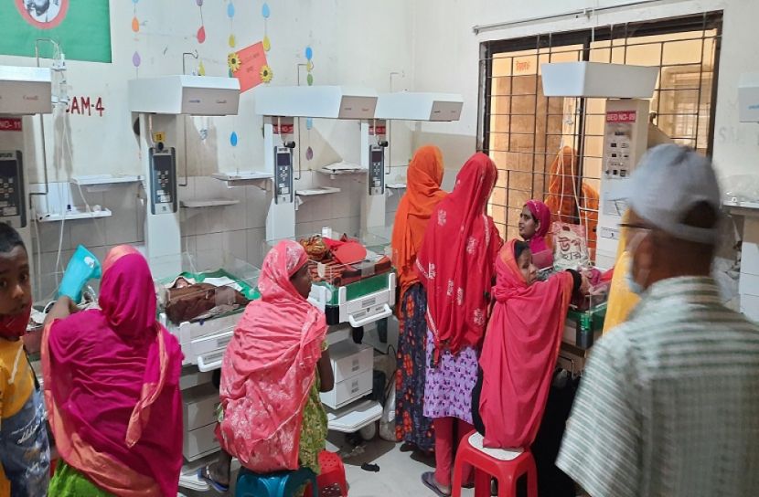 হাসপাতাল থেকে ২৩ দিনের শিশু চুরি! 