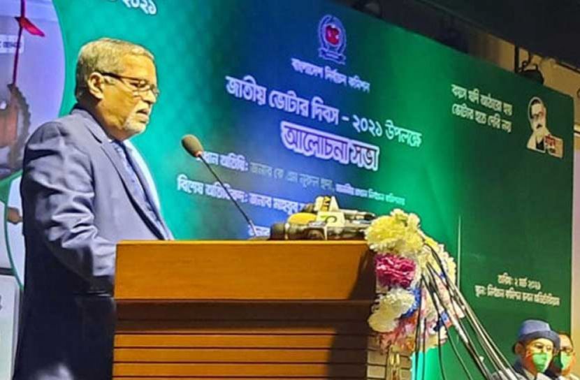 মাহবুব তালুকদারকে নিয়ে যা বললেন সিইসি