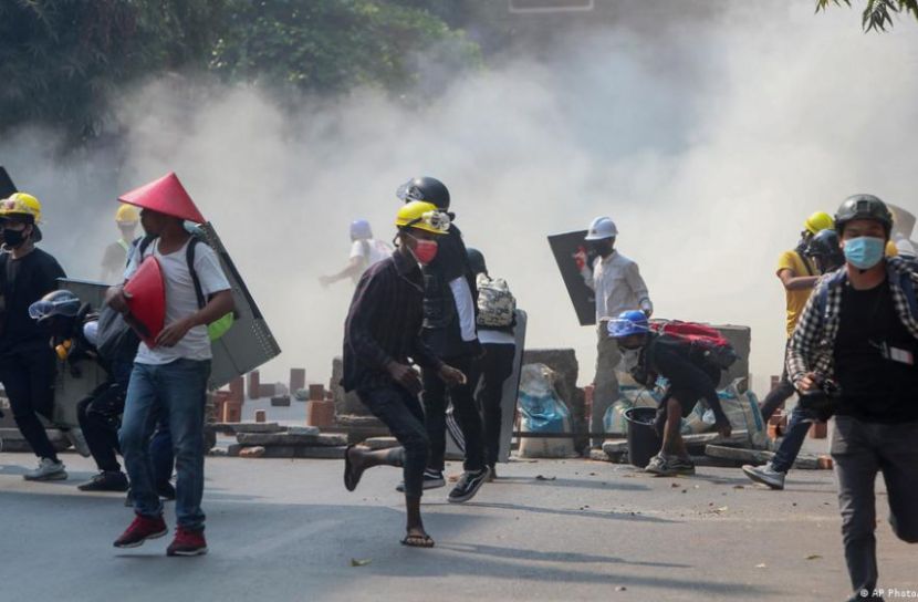 আবারও রক্তাক্ত মিয়ানমারের রাজপথ
