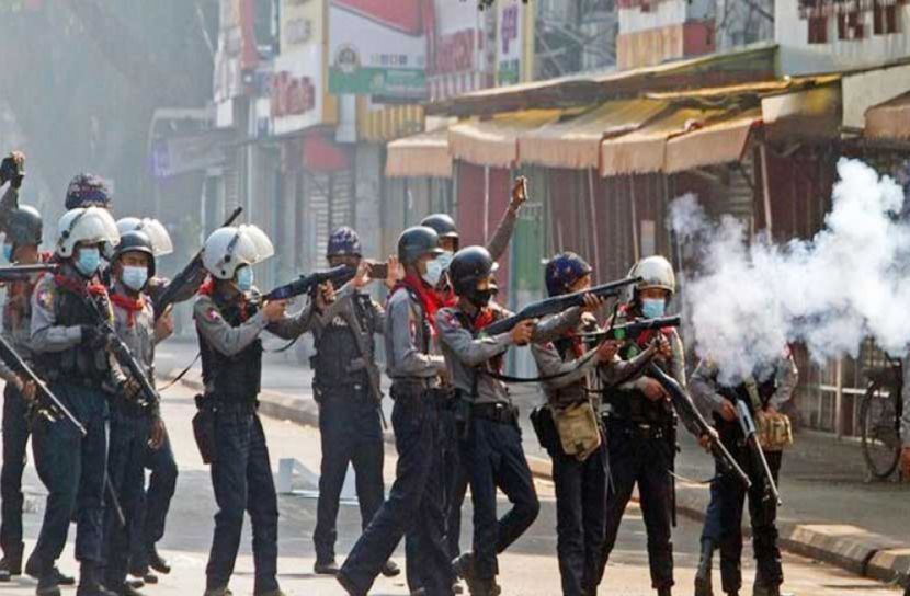 মিয়ানমারে মৃত্যু না হওয়া পর্যন্ত গুলি চালানোর নির্দেশ