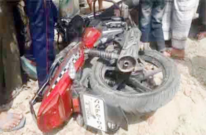 ট্রাকচাপায় মোটরসাইকেল আরোহীর মৃত্যু