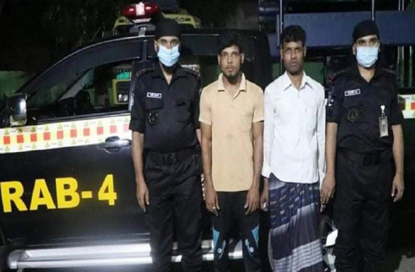 পেঁয়াজের ট্রাকে হেরোইন পাচারের সময় আটক ২