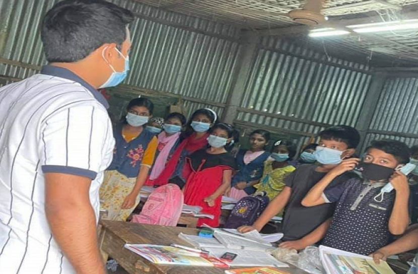 করোনায় কিন্ডার গার্টেন চালু রাখায় জরিমানা