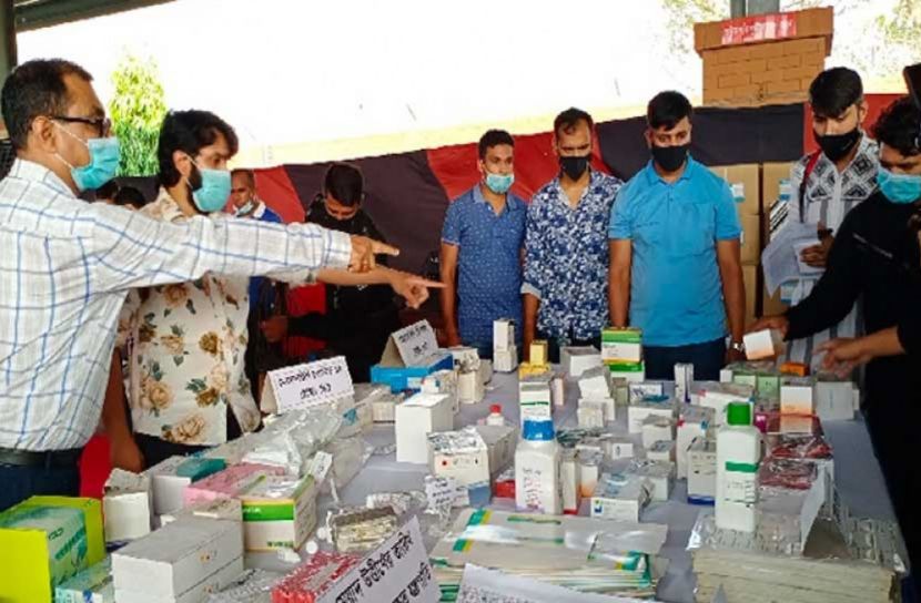 ৮ টন প্রেগন্যান্সি টেস্ট কিট জব্দ