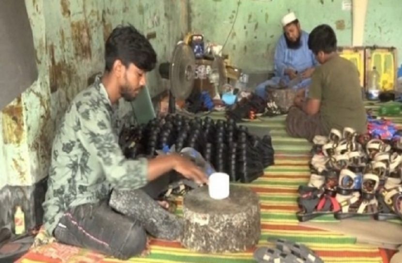অস্তিত্ব সংকটে পাদুকা শিল্প