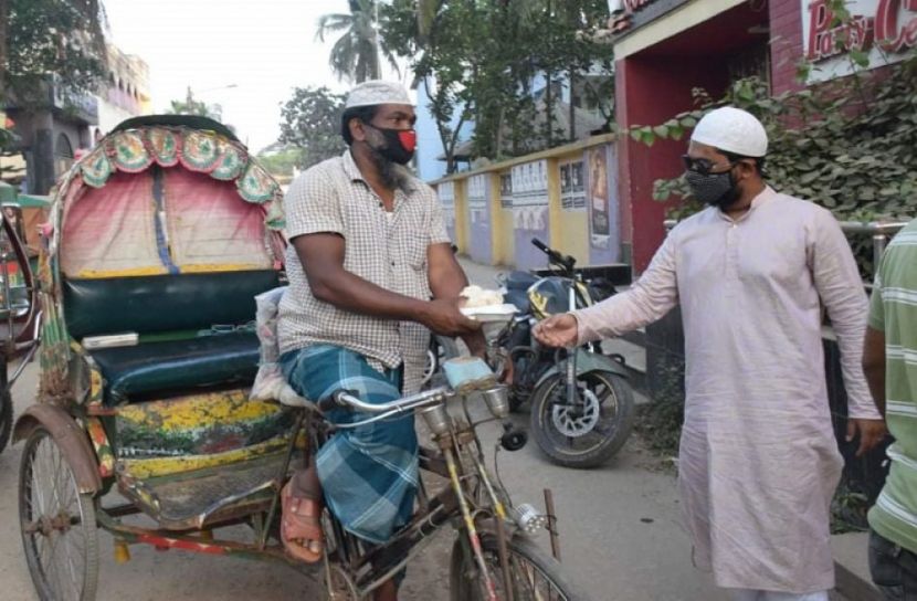 ভোলায় ছাত্রলীগের ইফতার বিতরণ