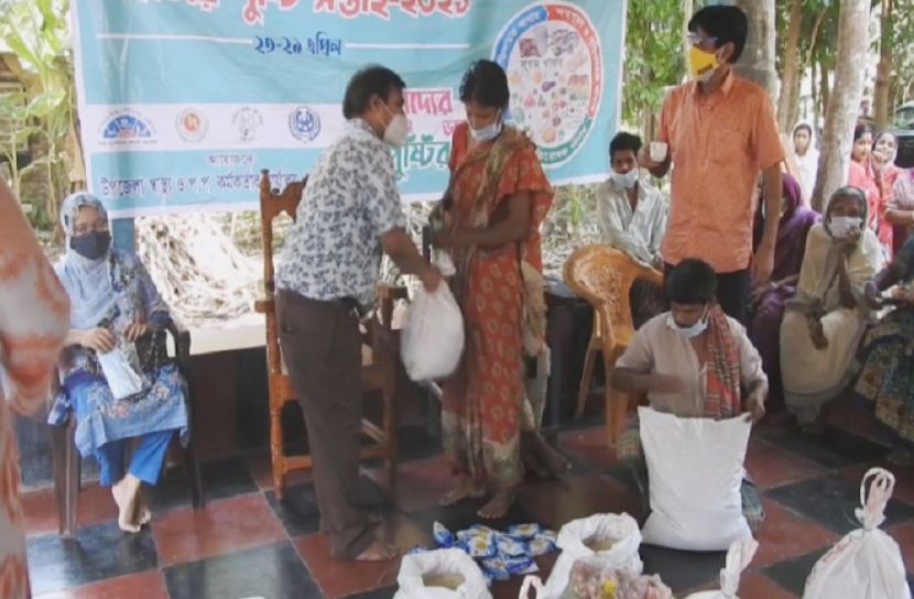 নড়াইলে পুষ্টি খাদ্য সামগ্রী বিতরণ