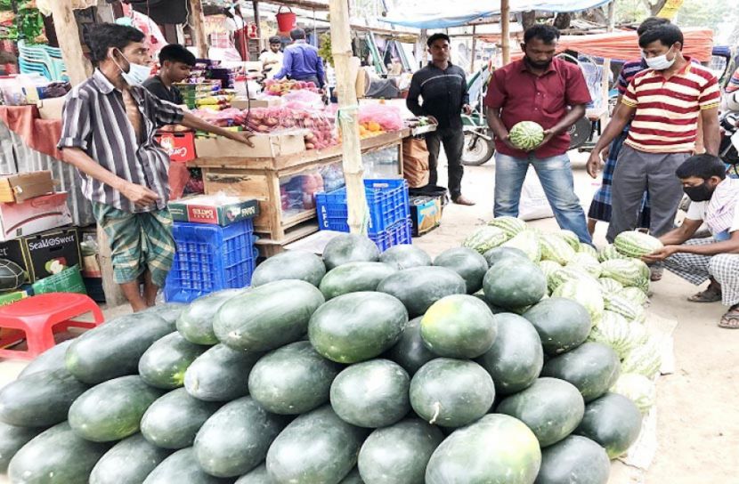 কম দামে কিনে বেশি দামে বিক্রি 