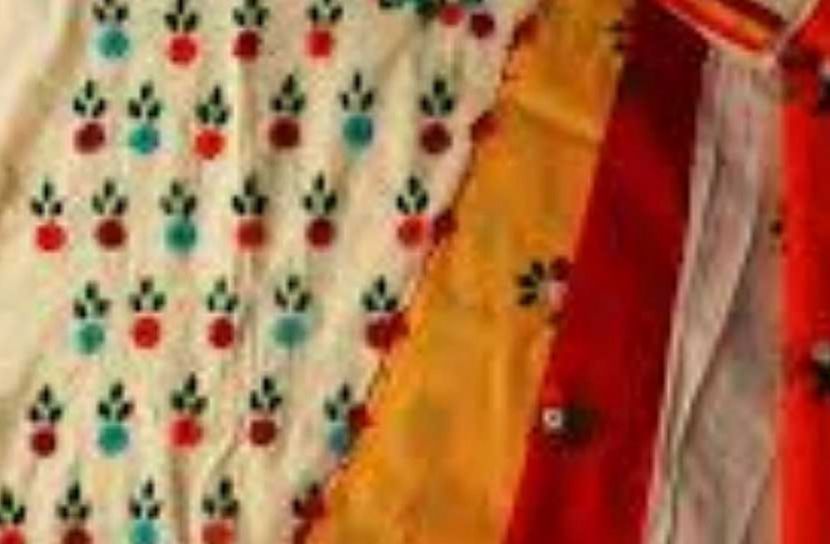 বুটিক হাউজে সবার নয়নমনি আঁখি