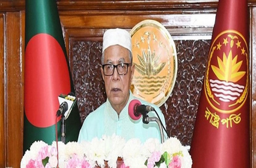 আতঙ্কিত না হয়ে স্বাস্থ্যবিধি মানার আহ্বান রাষ্ট্রপতির