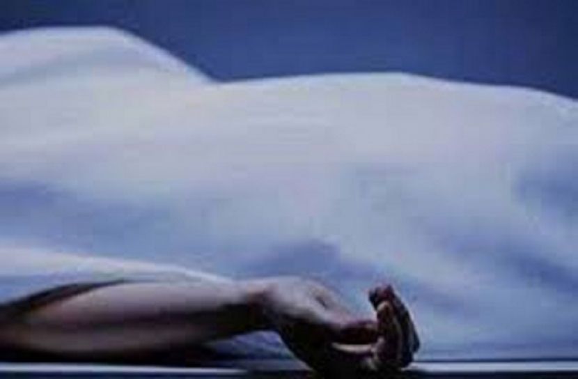 কাপড় ইস্ত্রি করতে গিয়ে মৃত্যু গৃহবধূর
