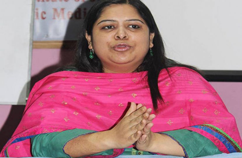সাংবাদিক রোজিনার জামিন শুনানি চলছে