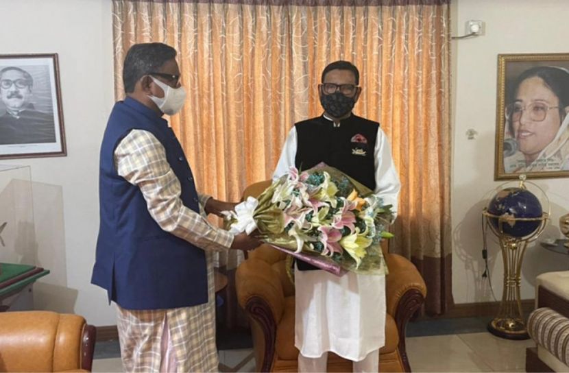 ওবায়দুল কাদেরের বাসায়  কাদের মির্জা