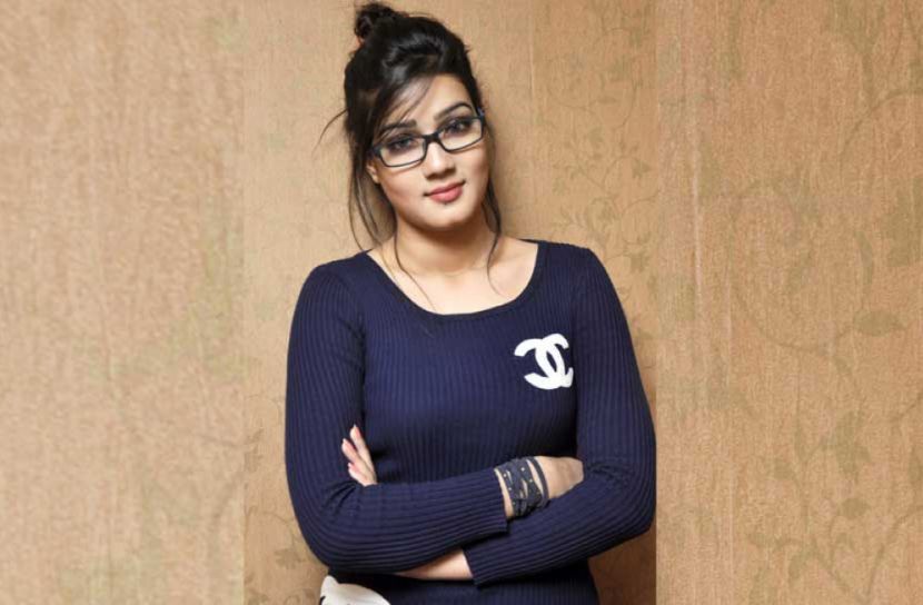 ডিভোর্সের পর মাহির অলস সময়