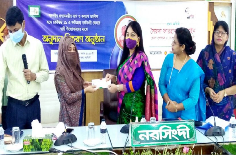  ১০১ জন নারী উদ্যোক্তাকে প্রধানমন্ত্রীর উপহার 