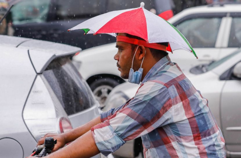 বৃষ্টিপাত ও তাপমাত্রা বাড়ার ইঙ্গিত