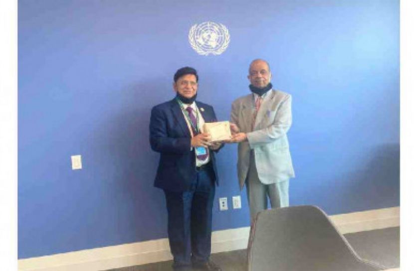 জেনারেল খারের সঙ্গে পররাষ্ট্রমন্ত্রীর বৈঠক