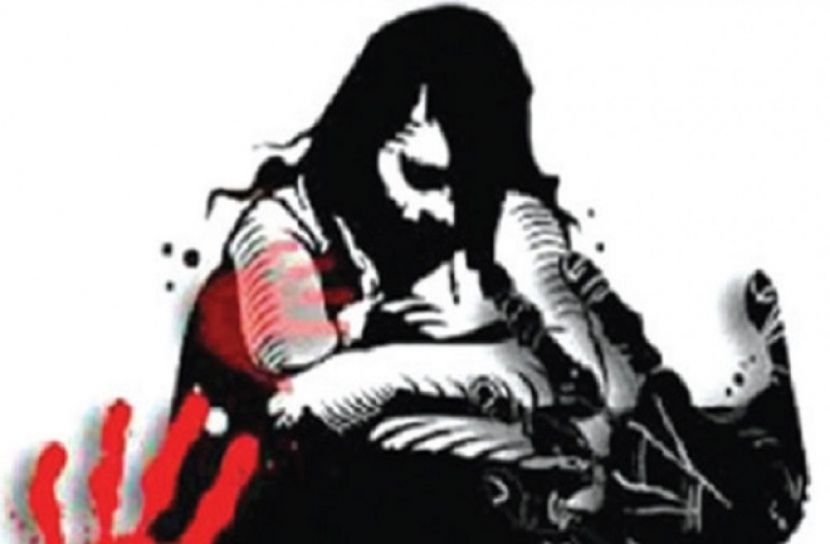 বোয়ালমারীতে ৭ম শ্রেণির ছাত্রীকে ধর্ষণ