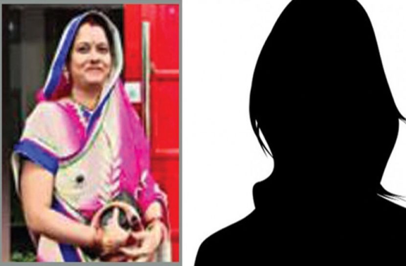 স্ত্রীকে হারিয়ে খুঁজে হয়রান স্বামী!