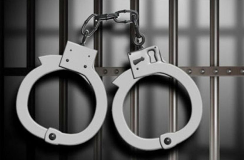 নোয়াখালীতে দুই ভুয়া পুলিশ আটক