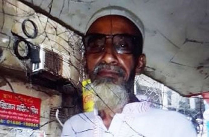 বাবার হদিস পাচ্ছে না হেনা