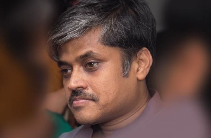 কঠোরতায় কেন কোমল ছাড়