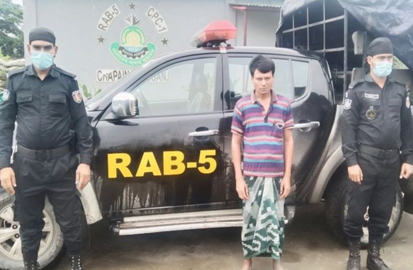 ২১০ গ্রাম হেরোইনসহ গ্রেফতার ১