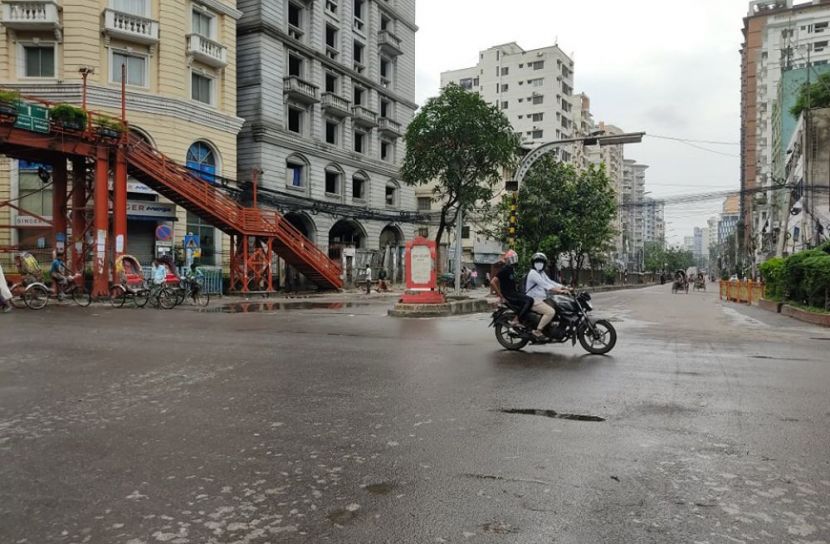 চলছে  দ্বিতীয় দিনের কঠোর লকডাউন