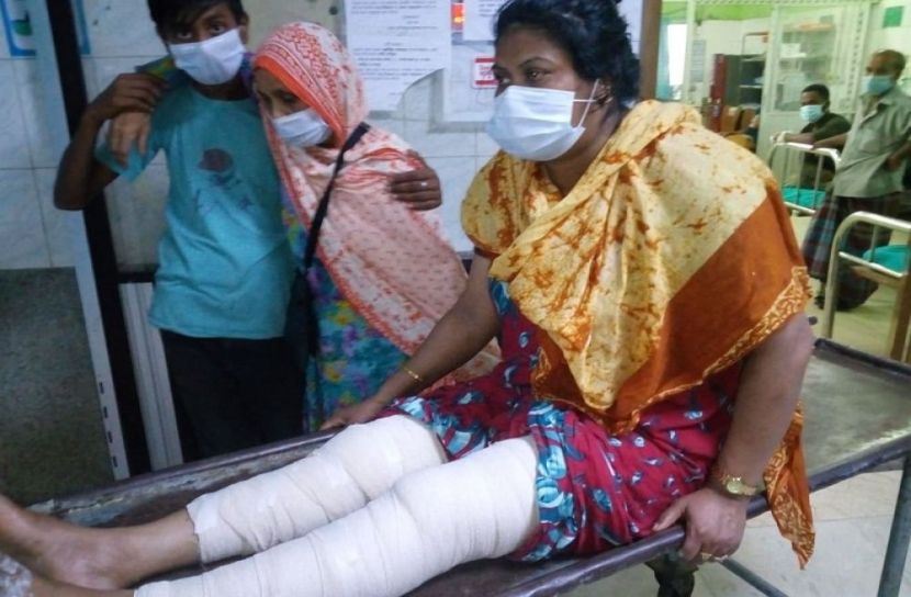 ছুরিকাঘাতে স্ত্রী-শাশুড়ী আহত 
