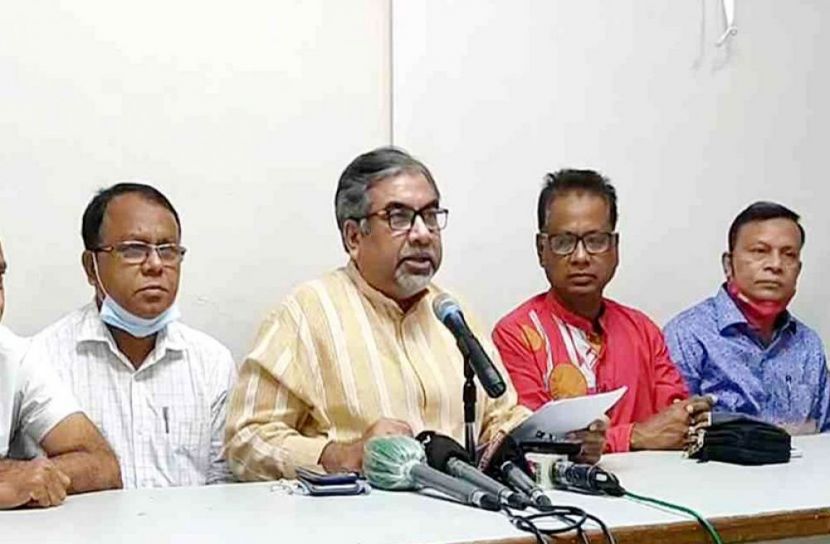 মন্ত্রিরা কুৎসা রটনায় ব্যস্ত