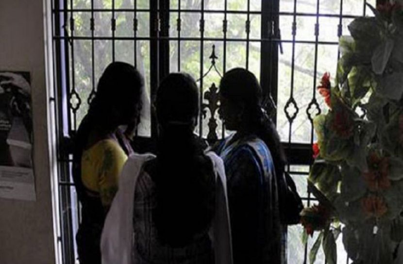 ভারতে পাচার ৩০ যুবতী গ্রেফতার