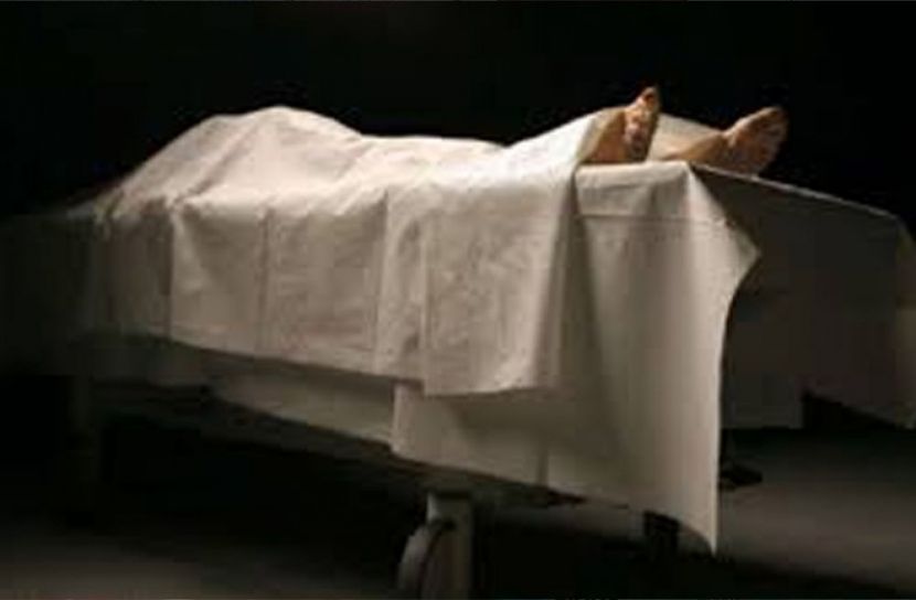 যুবকের আত্মহত্যা, লাশ করলেন দান