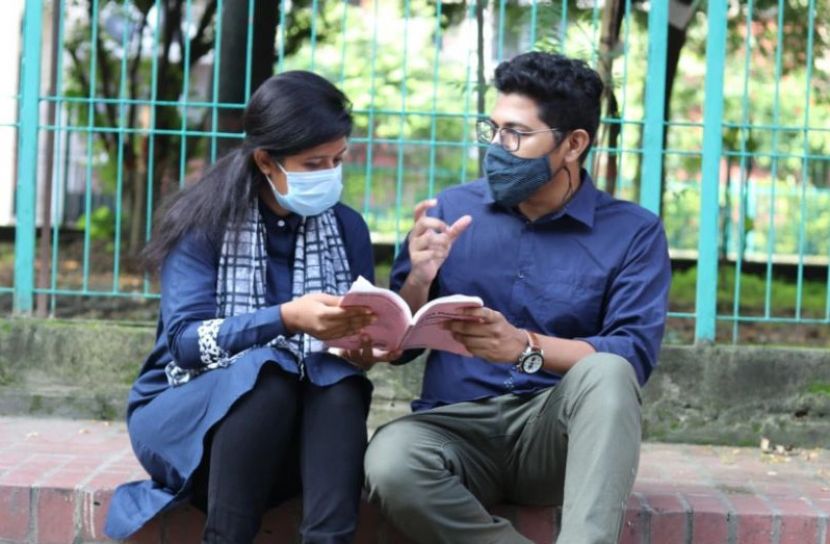 আহসানউল্লাহ্ বিজ্ঞান ও প্রযুক্তি বিশ্ববিদ্যালয়ের শিক্ষার্থী সৈয়দ ওয়াসিম উল হুদা ও ফারজানা আলম শাকিলা- ফাইল ছবি